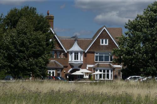 Hickstead Hotel Bolney エクステリア 写真
